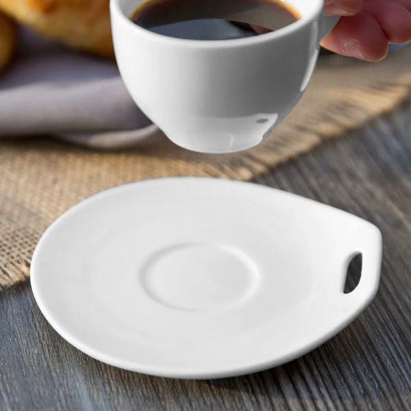 Syracuse China 905356120 Slenda Practica 4 3/4" X 4 1/2" Royal Rideau White Porcelain Saucer - 36/Case 1 Syracuse China 905356120 Slenda Practica 4 3/4" X 4 1/2" Royal Rideau White Porcelain Saucer - 36/Case