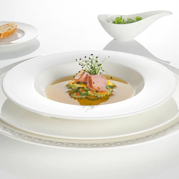 Villeroy & Boch 16-3272-2700 Stella Hotel 9 1/2" White Bone Porcelain Deep Plate - 6/Case 1 Villeroy & Boch 16-3272-2700 Stella Hotel 9 1/2" White Bone Porcelain Deep Plate - 6/Case