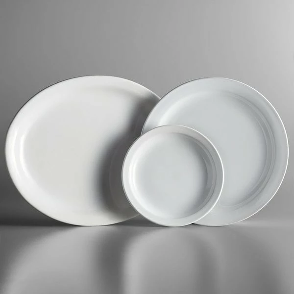 Acopa 9 1/2" X 7 1/4" Bright White Narrow Rim Oval Stoneware Platter - 24/Case 4 Acopa 9 1/2" X 7 1/4" Bright White Narrow Rim Oval Stoneware Platter - 24/Case - Image 4