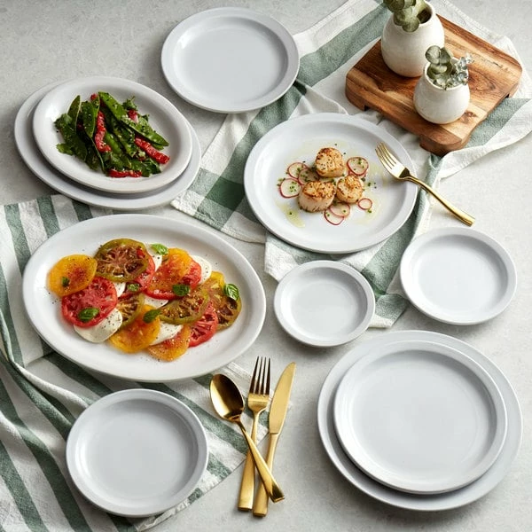 Acopa 9 1/2" X 7 1/4" Bright White Narrow Rim Oval Stoneware Platter - 24/Case 6 Acopa 9 1/2" X 7 1/4" Bright White Narrow Rim Oval Stoneware Platter - 24/Case - Image 6