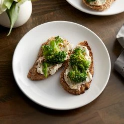 Acopa 7 3/8" Round Bright White Coupe Stoneware Plate - 6/Pack