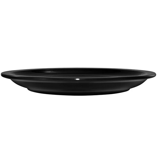 International Tableware CAN-7-B Cancun 7 1/4" Black Stoneware Rolled Edge Narrow Rim Plate - 36/Case 2 International Tableware CAN-7-B Cancun 7 1/4" Black Stoneware Rolled Edge Narrow Rim Plate - 36/Case - Image 2
