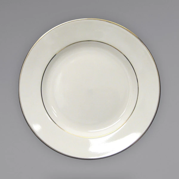 International Tableware FL-8GF Florentine 9" Gold Rim Ivory (American White) Stoneware Plate - 24/Case 1 International Tableware FL-8GF Florentine 9" Gold Rim Ivory (American White) Stoneware Plate - 24/Case
