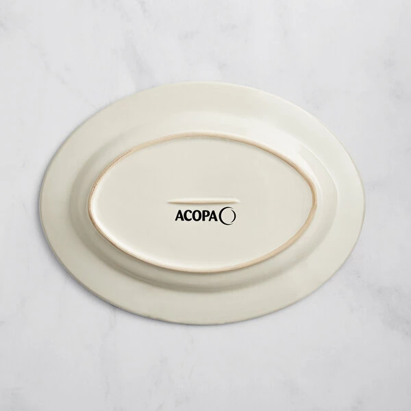 Acopa Swell 13 7/8" X 10 1/2" Ivory (American White) Embossed Wide Rim Oval Stoneware Platter - 12/Case 3 Acopa Swell 13 7/8" X 10 1/2" Ivory (American White) Embossed Wide Rim Oval Stoneware Platter - 12/Case - Image 3