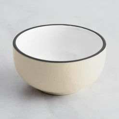 Alternative view of Sample - Acopa Embers 13 Oz. Cream White Matte Stoneware Bowl