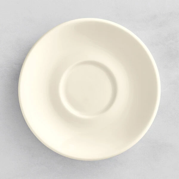 Oneida Verge By 1880 Hospitality L5800000505 4 1/4" Warm White Porcelain Espresso Saucer - 48/Case 1 Oneida Verge By 1880 Hospitality L5800000505 4 1/4" Warm White Porcelain Espresso Saucer - 48/Case