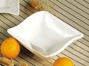 CAC China CAC SOH-76 Soho 20 Oz. Ivory (American White) Square Stoneware Bowl - 36/Case 1 CAC China CAC SOH-76 Soho 20 Oz. Ivory (American White) Square Stoneware Bowl - 36/Case