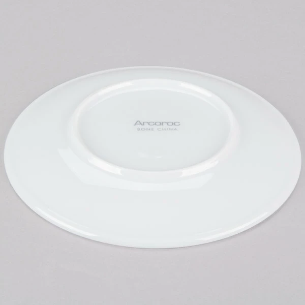 Chef & Sommelier FN513 Infinity 6 1/4" White Coupe Bone China B&B Plate By Arc Cardinal - 24/Case 4 Chef & Sommelier FN513 Infinity 6 1/4" White Coupe Bone China B&B Plate By Arc Cardinal - 24/Case - Image 4